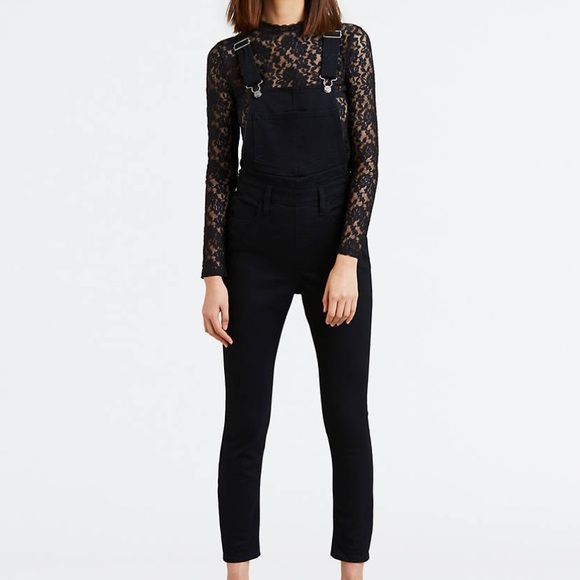 Levi's Overalls Skinny Fit Black One Piece Figure Hugging Stretch 28 S M Medium